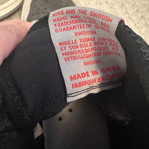 Men’s Nike Jordan 1 Zoom Air - Picture 3 of 3